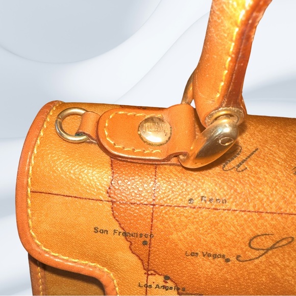 Alviero Martini Classic World Tan Bag - Picture 2 of 11